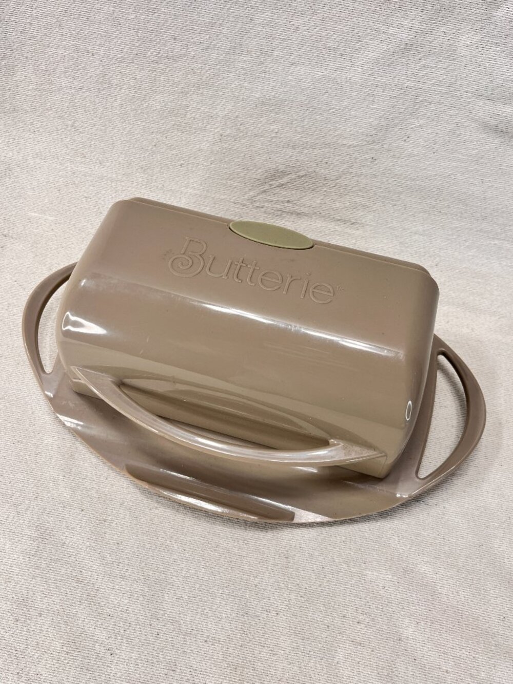 Butterie [Ivory] Flip Top Lid Butter Dish Kitchen Concepts Unlimited